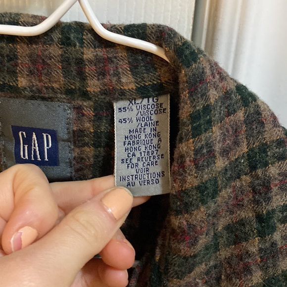 🤍SOLD🤍GAP Brown Flannel - Picture 3 of 3
